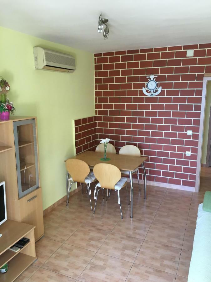 Apartman Tatjana Apartment Podgora Ngoại thất bức ảnh